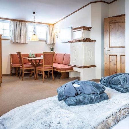 Anthony'S Alpin Hotel Garni ليش ام ارلبرغ المظهر الخارجي الصورة