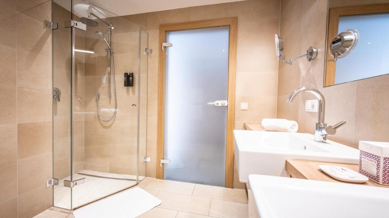 Anthony'S Alpin Hotel Garni ليش ام ارلبرغ المظهر الخارجي الصورة