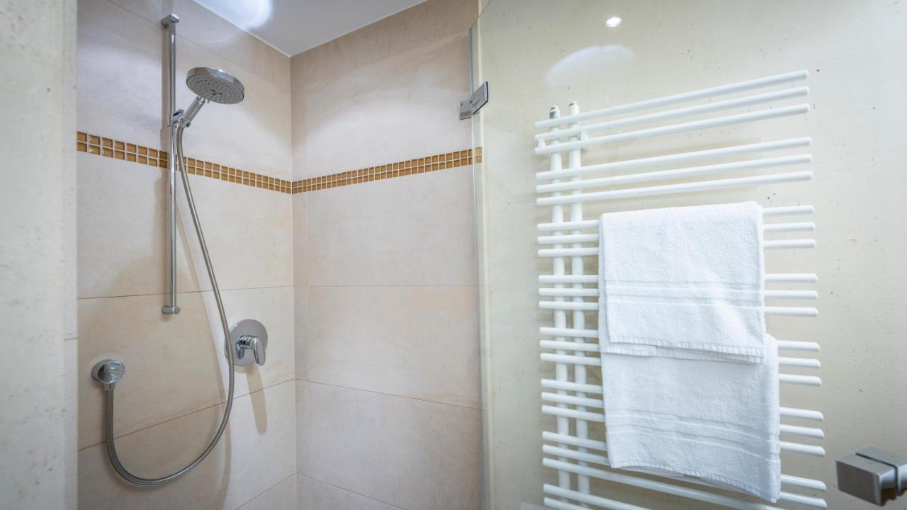 Anthony'S Alpin Hotel Garni ليش ام ارلبرغ المظهر الخارجي الصورة